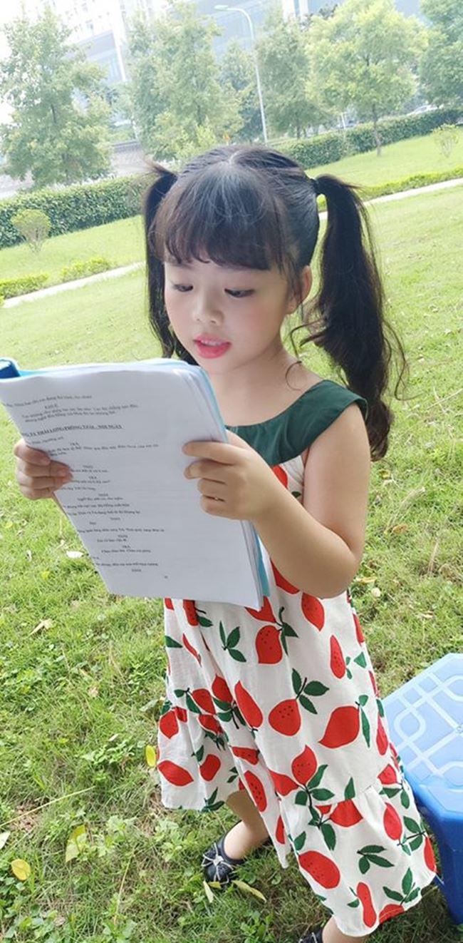 Cặp chị em hờ Hương Vị Tình Thân: Cô cả từng bị amp;#34;ném đáamp;#34; vì hình tượng quá xấc láo - 16