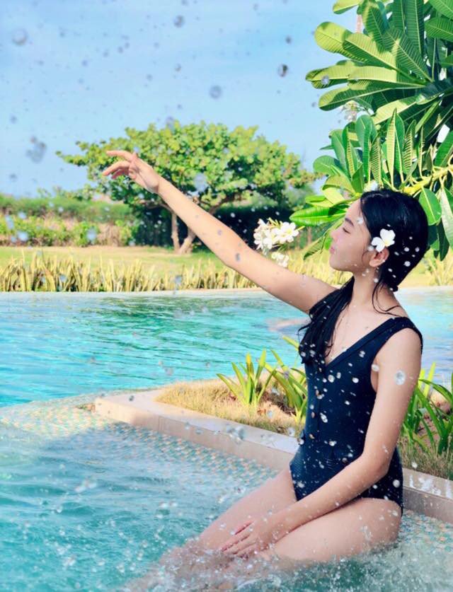 Con gái Quyền Linh đẹp như thiếu nữ ở Đà Lạt, ai cũng khen mặt xinh, thân thiện giống ba - 9