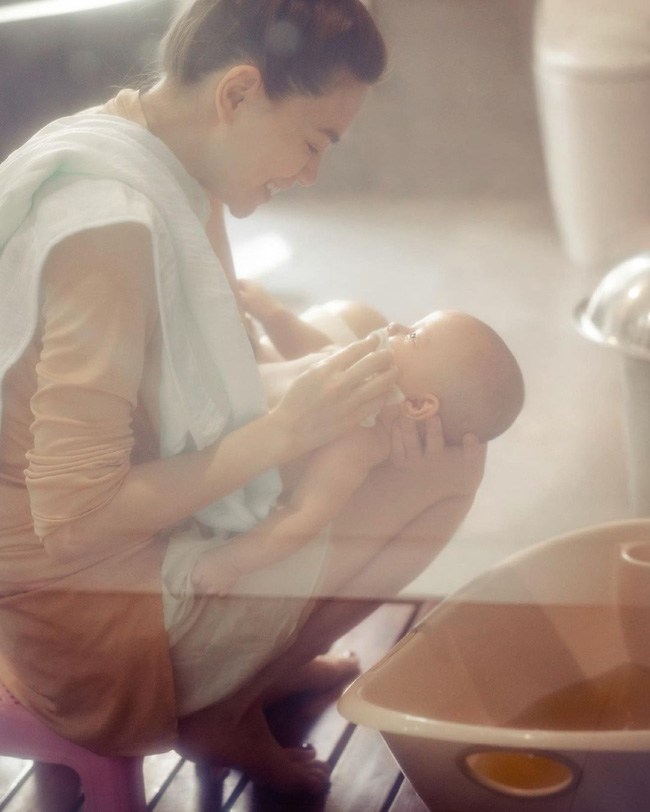 Lý do Hồ Ngọc Hà không cho con mặc đồ hiệu - 2