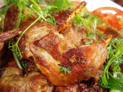 Xem ăn chơi - Đặc sản chỉ có vào mùa nước nổi, nhìn thấy ghê nhưng du khách nhất định phải thử một lần