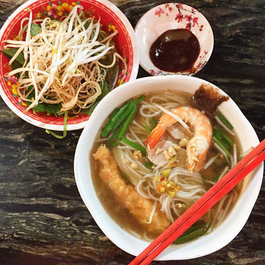 Quán bún suông tuổi đời gần 80 năm, công thức gia truyền 3 thế hệ nức tiếng chợ Bến Thành - 4