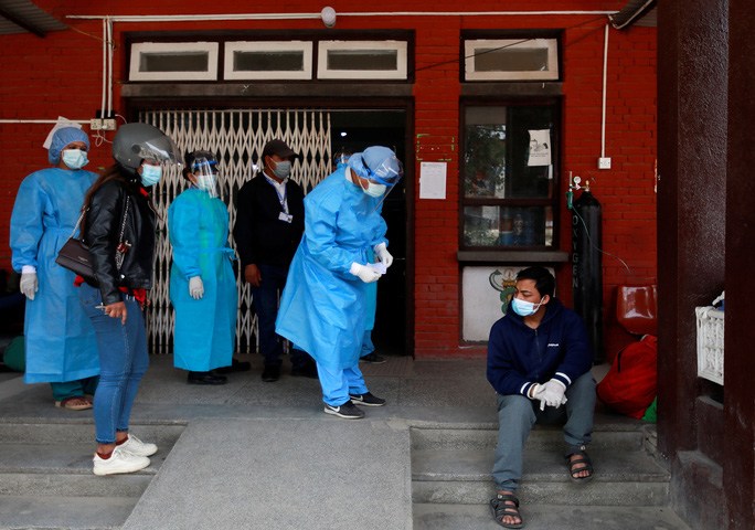 COVID-19 ngày 5/5: Hà Nội hỏa tốc khuyến cáo người dân không ra khỏi nhà khi không cần thiết - 9