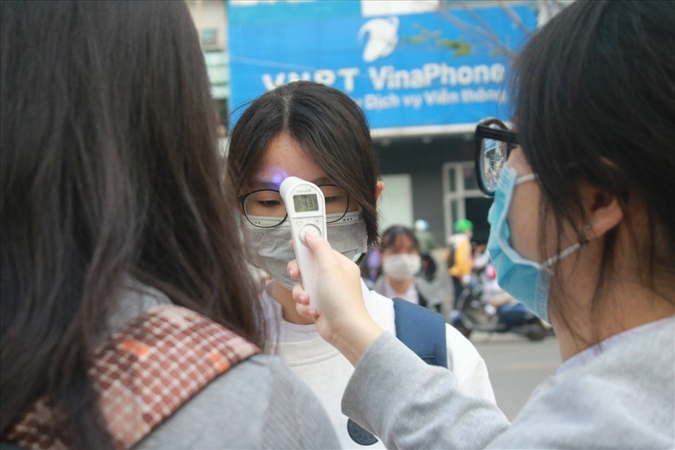 COVID-19 ngày 5/5: Hà Nội hỏa tốc khuyến cáo người dân không ra khỏi nhà khi không cần thiết - 4