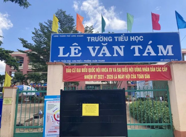 COVID-19 ngày 5/5: Hà Nội hỏa tốc khuyến cáo người dân không ra khỏi nhà khi không cần thiết - 2