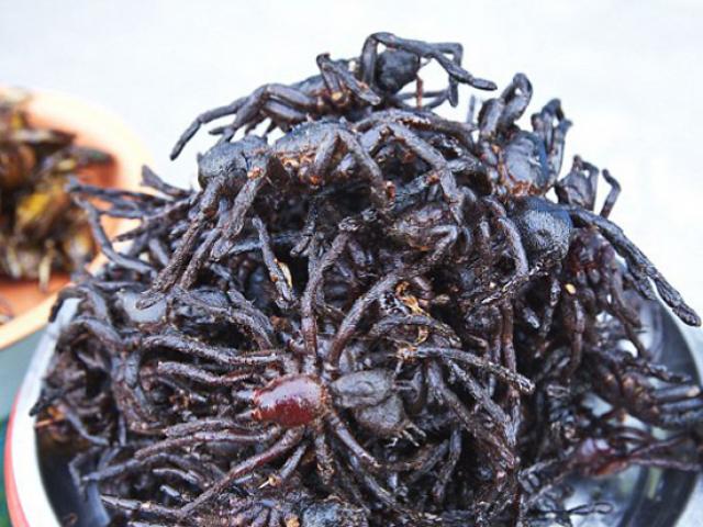 Đặc sản có thể gây ngộ độc bỗng trở nên nổi tiếng nhưng không phải ai cũng dám ăn