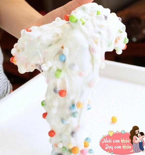 3 cách làm chất nhờn ma quái slime từ nguyên liệu an toàn ngay trong bếp, mẹ cùng con làm - 4