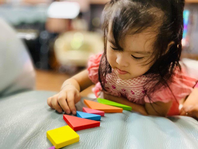 MC Diễm Quỳnh bất chấp gian nan sinh con ở tuổi U50, amp;#34;công chúa nhỏamp;#34; giờ xinh xắn, nụ cười tỏa nắng - 9