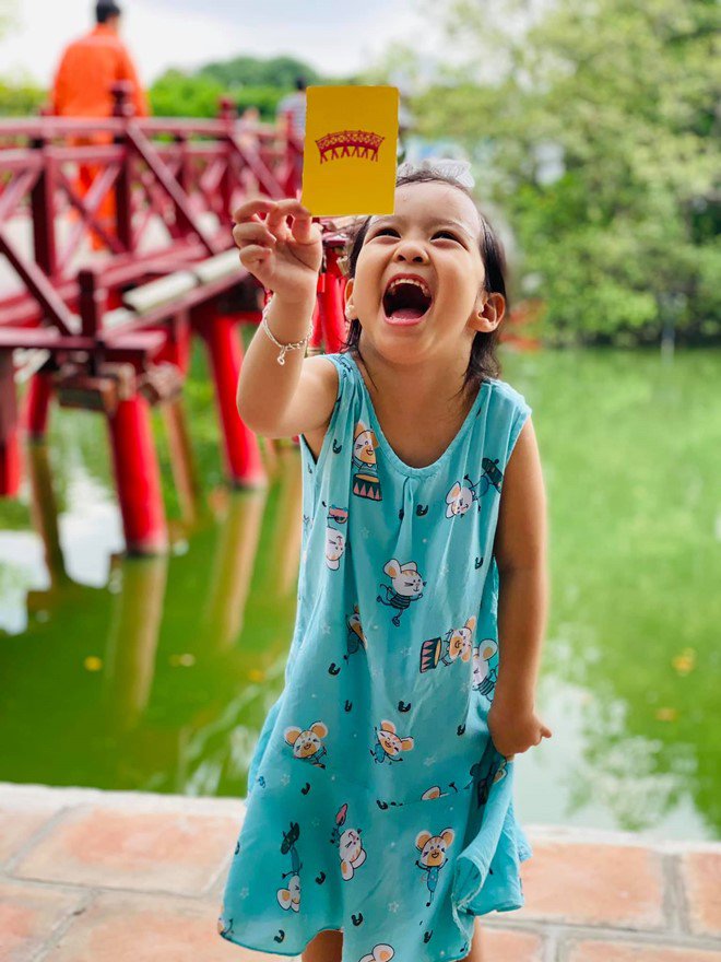 MC Diễm Quỳnh bất chấp gian nan sinh con ở tuổi U50, amp;#34;công chúa nhỏamp;#34; giờ xinh xắn, nụ cười tỏa nắng - 11