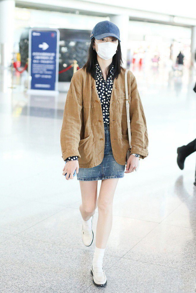 Ngôi sao 24/7: Chất như Trần Nghiên Hy, hồi đáp chuyện Triệu Lệ Dĩnh ly hôn chồng bị réo tên - 11