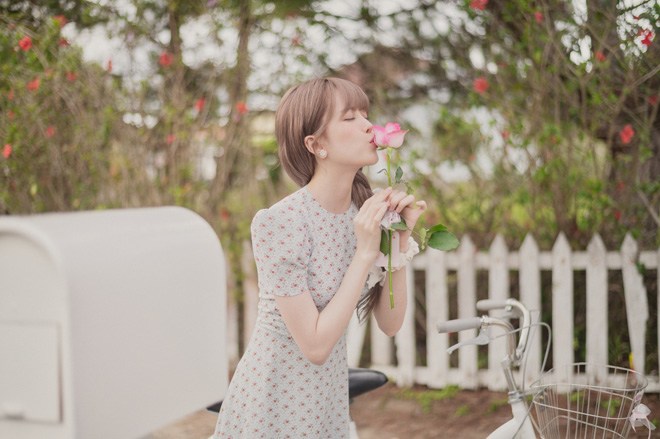 Thiều Bảo Trâm lộ rõ sự amp;#34;mê traiamp;#34; trong sản phẩm âm nhạc mới - 3