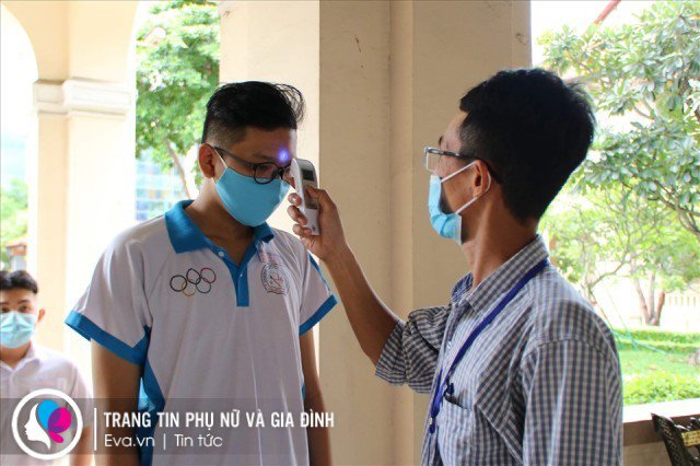 Nóng: TP.HCM cho học sinh nghỉ học từ ngày 10/5 để phòng dịch COVID-19 - 1