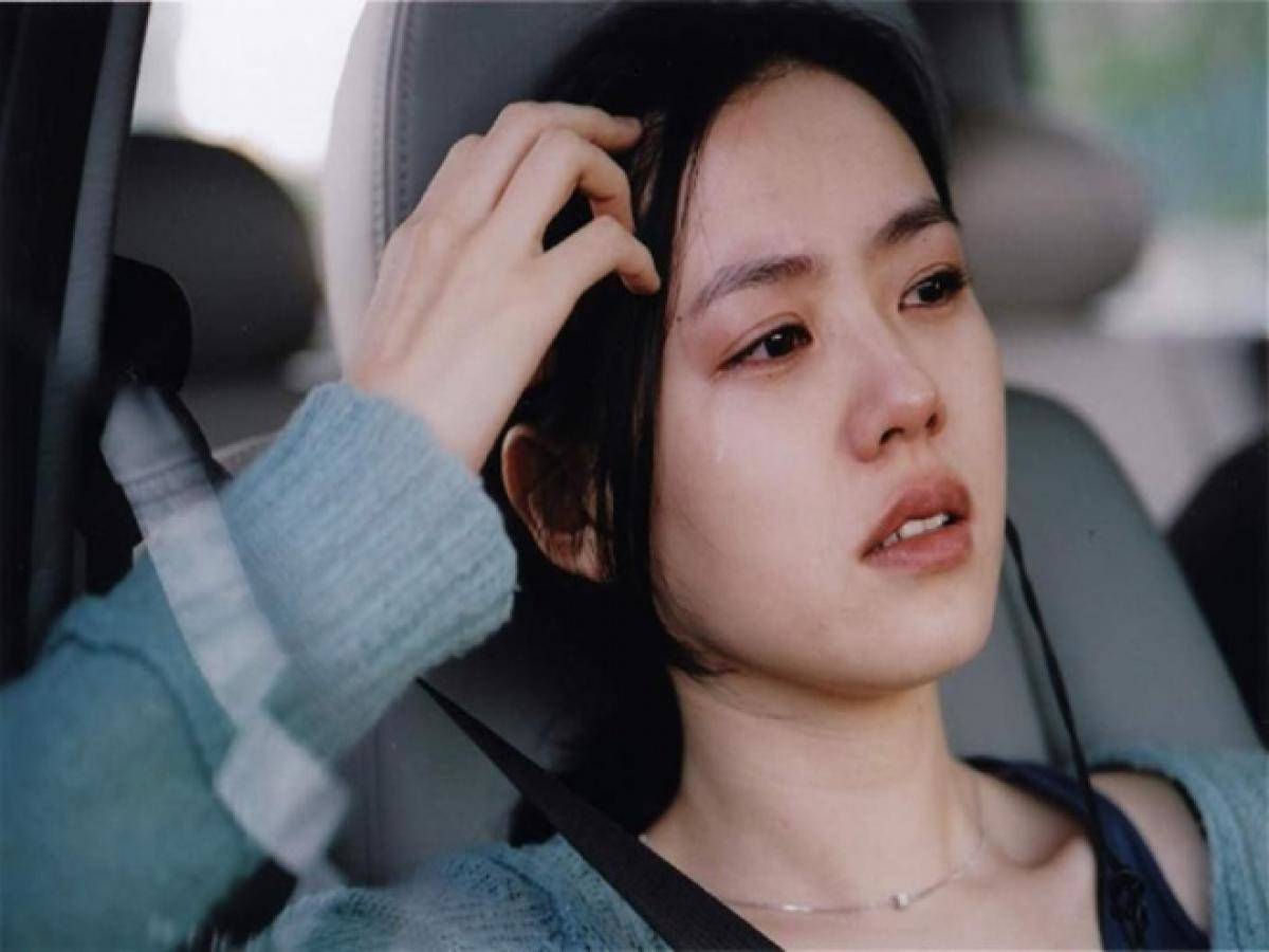 Ở cạnh người đàn ông này, phụ nữ đêm nào cũng khóc