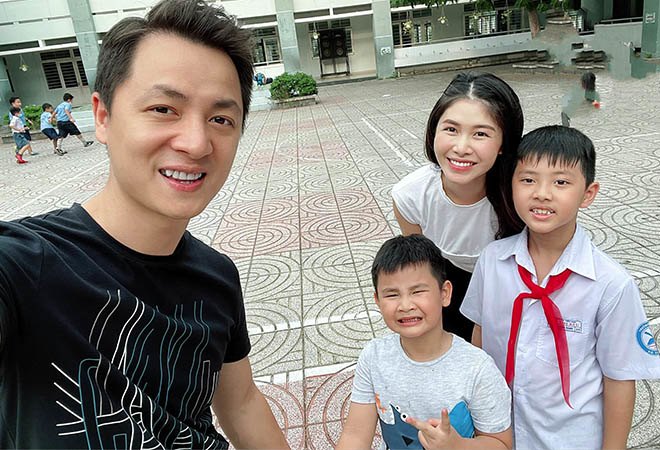 Con trai Đăng Khôi tốt nghiệp chỉ có 4 người, hàng loạt con sao Việt chuyển học online vì dịch - 4