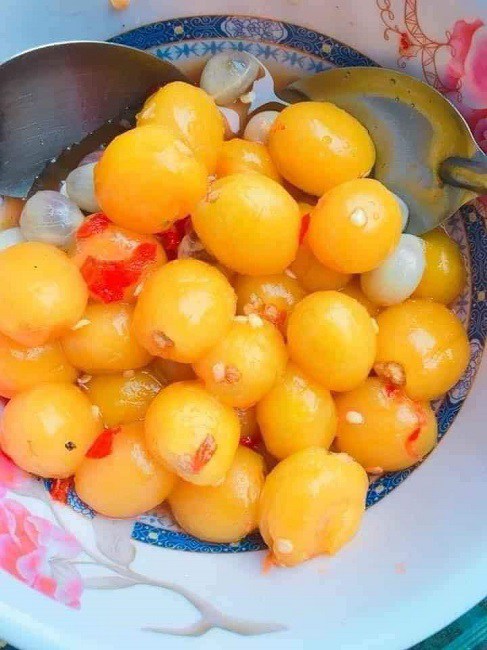 Bất ngờ xuất hiện loại chôm chôm amp;#34;lạamp;#34;, chị em tò mò amp;#34;tới tấpamp;#34; đặt mua - 5