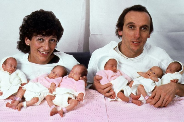 Người phụ nữ sinh 6 con gái cùng lúc khiến cả nước xôn xao 37 năm trước giờ ra sao? - 1