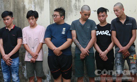 100 amp;#34;quái xếamp;#34; đua xe trên QL22 mừng sinh nhật bạn: amp;#34;Em hối hận rồi!amp;#34; - 3