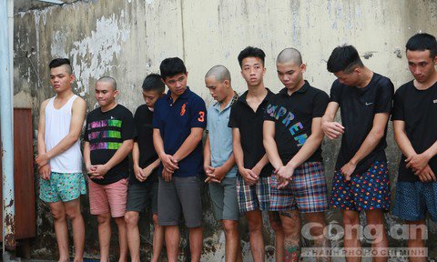 100 amp;#34;quái xếamp;#34; đua xe trên QL22 mừng sinh nhật bạn: amp;#34;Em hối hận rồi!amp;#34; - 4