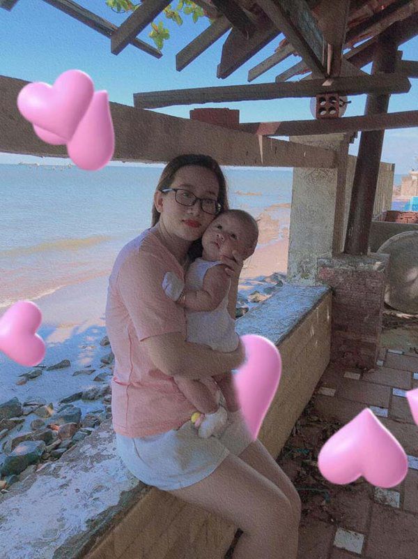 Cô gái hoãn cưới 3 lần, con 3 tháng vẫn chưa được làm cô dâu vì dịch COVID-19 - 3