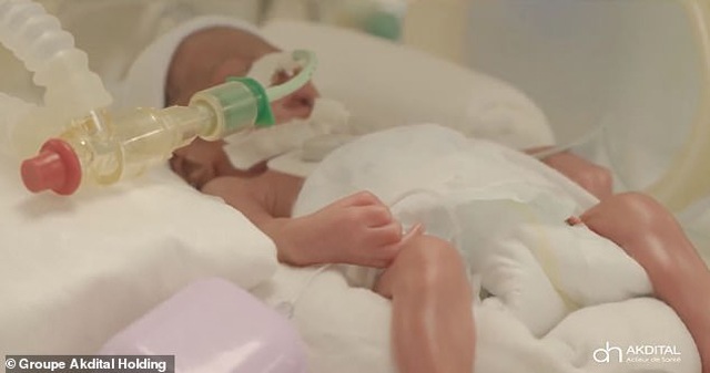 Hình ảnh mới nhất về 9 em bé trong ca sinh 9 gây chấn động thế giới những ngày qua - 6