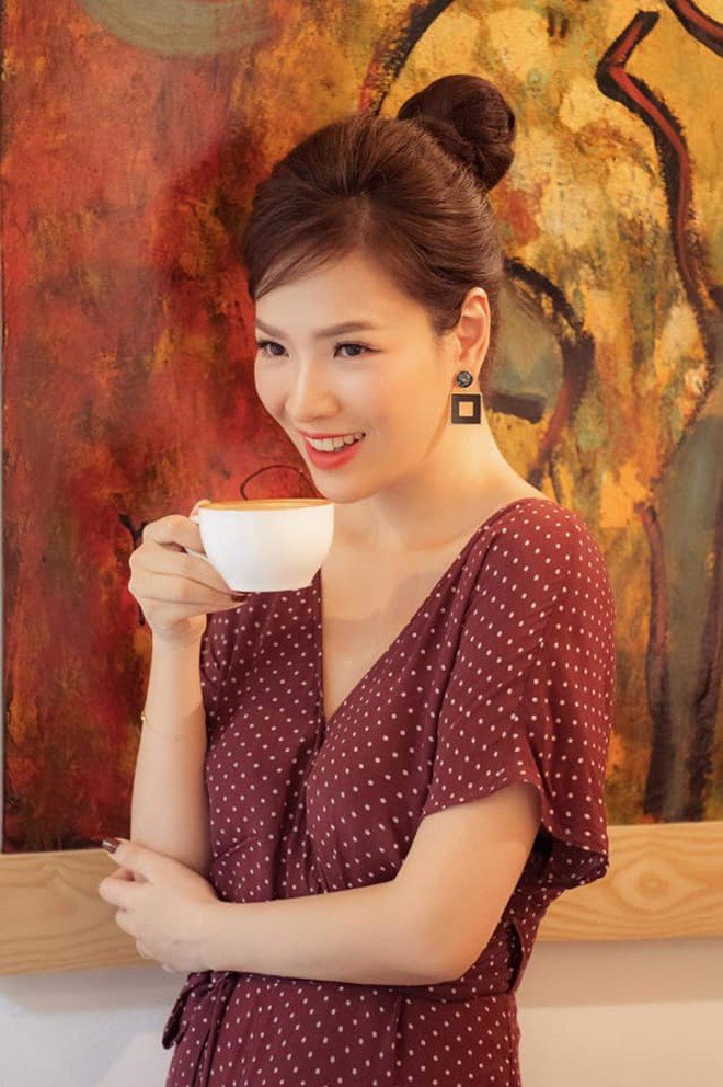 Mẹ ruột MC Đan Lê thời trẻ đẹp ngỡ ngàng, ảnh hiện tại càng sốc hơn - 14