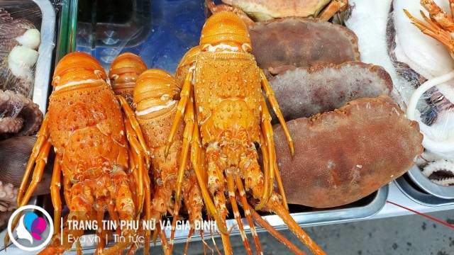 Chạy xe ôm rồi mang tôm càng bán trên phố, 2 năm sau cô gái nhận amp;#34;trái ngọtamp;#34; đầu tiên - 5