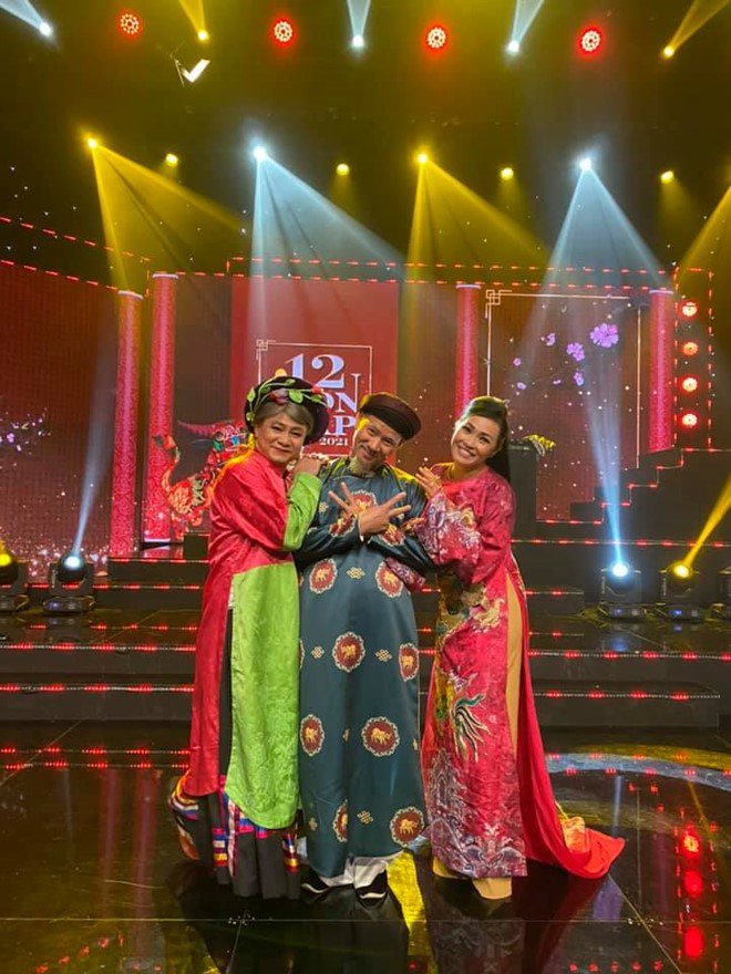 NSND Tự Long bỗng hóa gái xinh xuất sắc, khác hẳn lần amp;#34;xấu ma chê quỷ hờnamp;#34; trên gameshow - 10