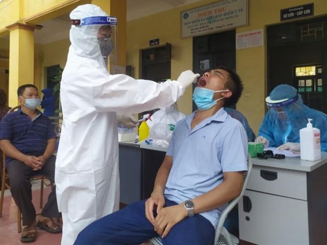 Hà Nội có 4 trường hợp dương tính với SARS-CoV-2, trong đó có F1 của nữ cán bộ tư pháp