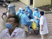 Tin tức - Bác sĩ bắt tay người đi chống dịch trên xe kéo cũ: “Lúc ấy tôi không biết họ là ai”