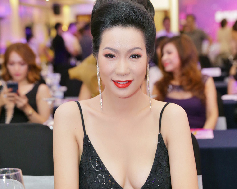 Những nghệ sĩ nào bị bà Phương Hằng amp;#34;réo tênamp;#34;, lăng mạ thậm tệ khiến nhiều người bức xúc? - 8