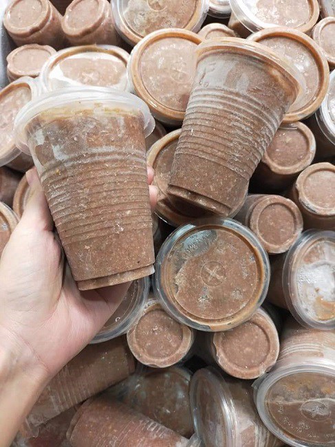 Cua đồng xay sẵn đắt khách ngày nóng, chỉ 60.000 đồng/kg liệu có an toàn? - 1