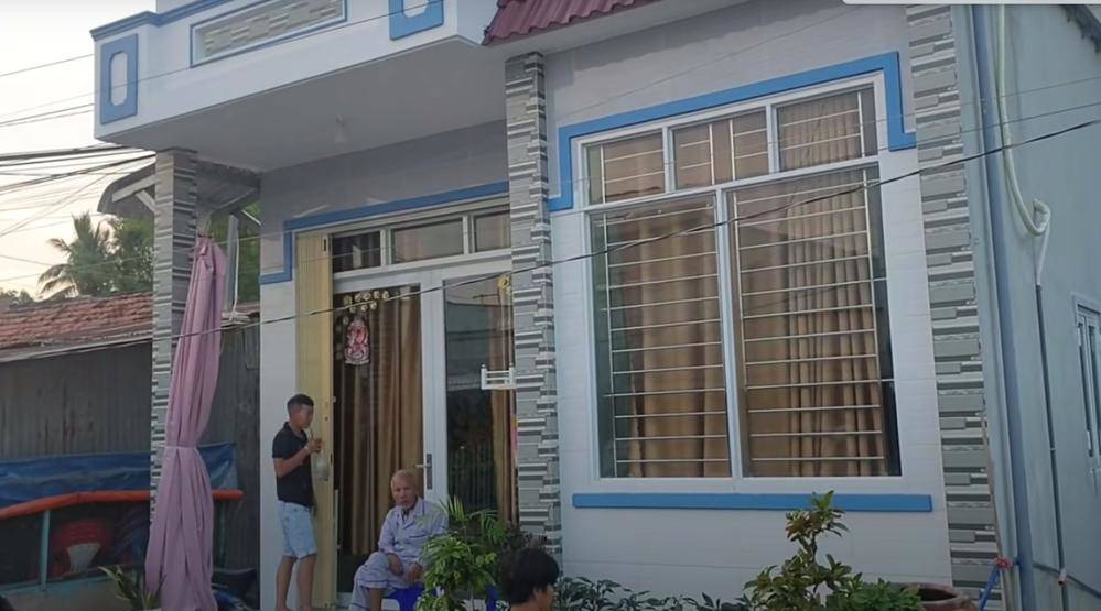 Cô gái miền Tây amp;#34;đổi đờiamp;#34;, làm giám đốc sau nhận giải 250 triệu amp;#34;Thách Thức Danh Hàiamp;#34;? - 9