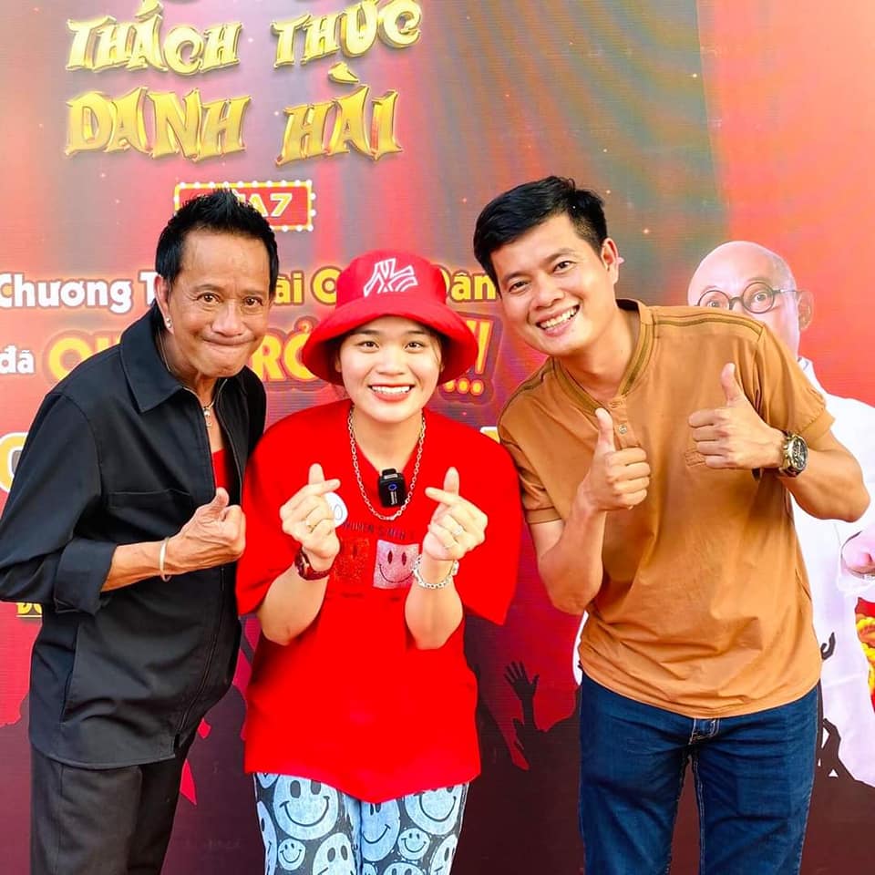 Cô gái miền Tây amp;#34;đổi đờiamp;#34;, làm giám đốc sau nhận giải 250 triệu amp;#34;Thách Thức Danh Hàiamp;#34;? - 5