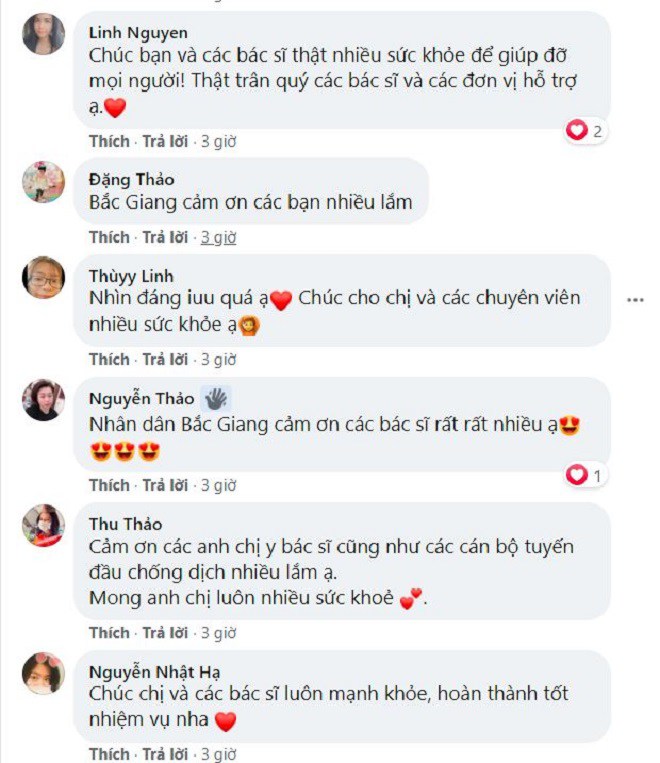 Bất ngờ thấy tấm băng rôn trước cửa khách sạn, cô gái chống dịch COVID-19 rưng rưng xúc động - 3