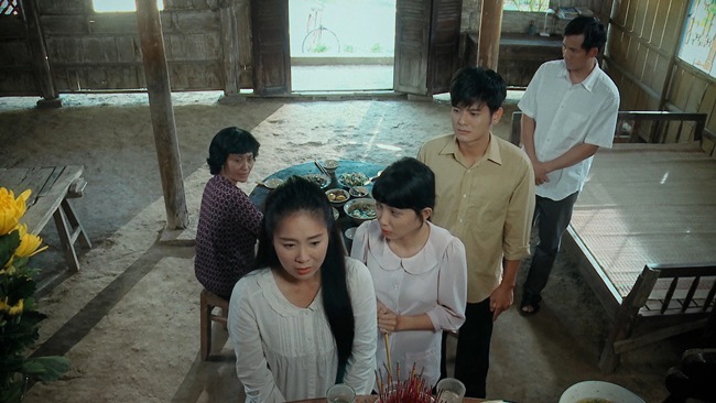 Trở lại màn ảnh, Lê Phương khốn khổ vì gặp bà dì ác độc, đòi bán nhà vì cờ bạc - 1