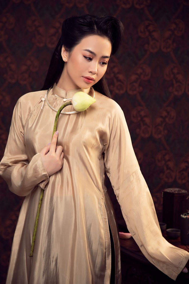 amp;#34;Nàng thơ Hà thànhamp;#34; Dương Huệ đẹp nao lòng, tung album với loạt bài hát toàn chữ amp;#34;Yêuamp;#34; - 9