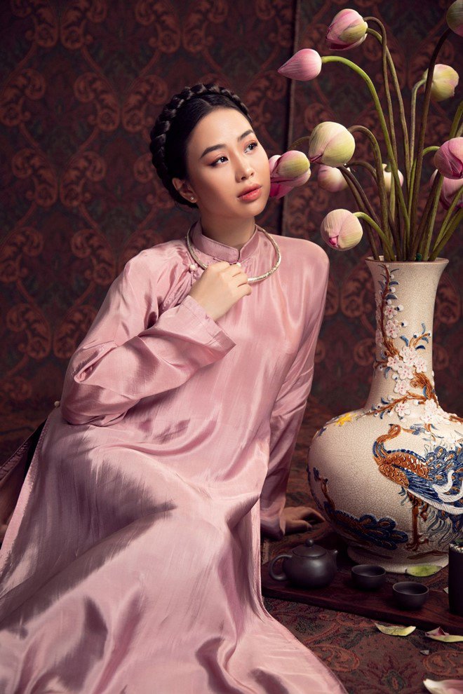 amp;#34;Nàng thơ Hà thànhamp;#34; Dương Huệ đẹp nao lòng, tung album với loạt bài hát toàn chữ amp;#34;Yêuamp;#34; - 6