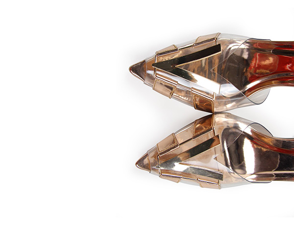 Ý nghĩa đằng sau 3 mẫu giày được thiết kế riêng cho Khánh Vân tại Miss Universe 2020 - 5