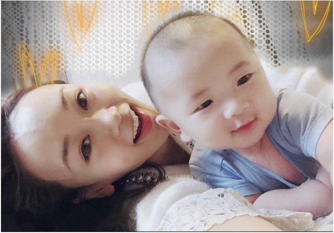 Ngôi sao 24/7: Vợ thiếu gia TVB bật khóc khi đọc tin nhắn của chồng và bạn gái cũ - 9