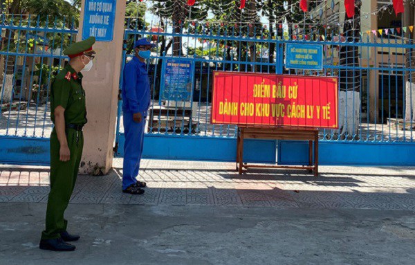 Lịch trình cán bộ công an Đà Nẵng mắc COVID-19: Đi nhiều nơi, tham gia làm căn cước công dân - 1