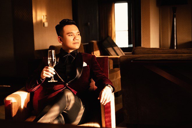 Loạt gái xinh thực dụng ê chề khi Khắc Việt từ bỏ amp;#34;mặt nạamp;#34; giàu sang - 1