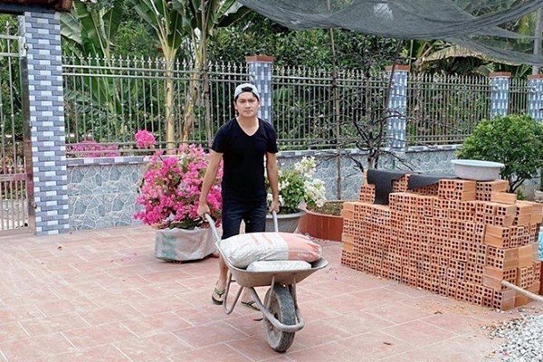 Nhà Celeb: Minh Luân về quê cải tạo vườn 2.000 m2, giờ bắt đầu ra quả xum xuê - 3