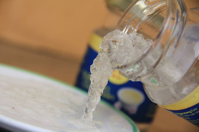 Trẻ mấy tháng uống được nước yến? Có nên cho trẻ uống nước yến không? - 1