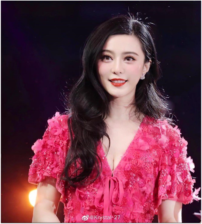 Ngồi không ở nhà, Phạm Băng Băng nhận về hơn 120 triệu đồng vì anti-fan - 1