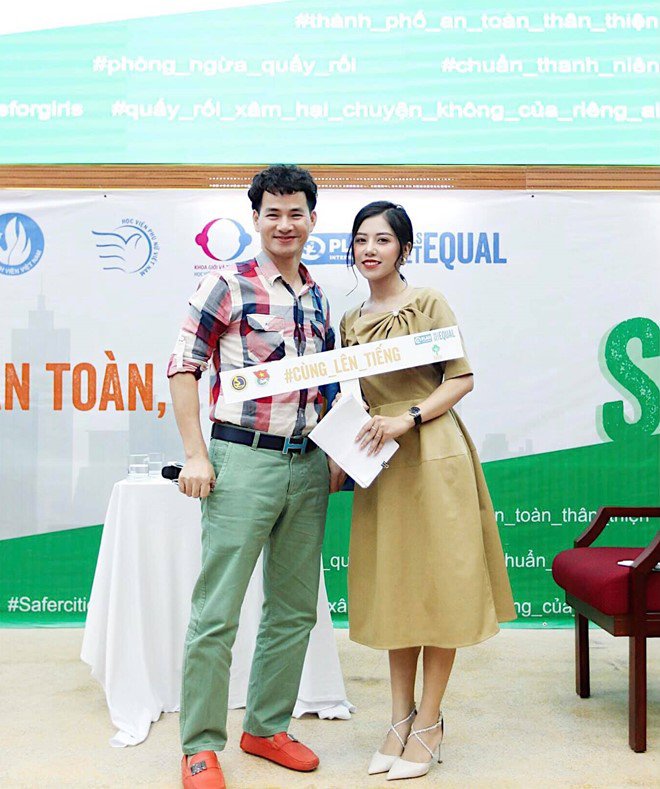 BTV VTV xinh đẹp vướng rắc rối, bị amp;#34;tấn côngamp;#34; vì 2 chi tiết giống amp;#34;cô gái trong bồn tắmamp;#34; - 8