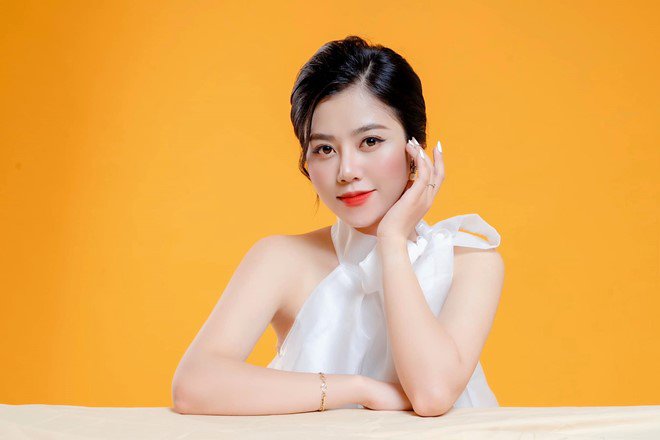 BTV VTV xinh đẹp vướng rắc rối, bị amp;#34;tấn côngamp;#34; vì 2 chi tiết giống amp;#34;cô gái trong bồn tắmamp;#34; - 13