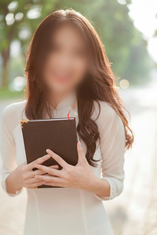 BTV VTV xinh đẹp vướng rắc rối, bị amp;#34;tấn côngamp;#34; vì 2 chi tiết giống amp;#34;cô gái trong bồn tắmamp;#34; - 16