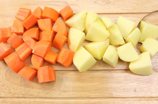 3 cách nấu canh khoai tây ngon bổ dưỡng dễ làm tại nhà - 3
