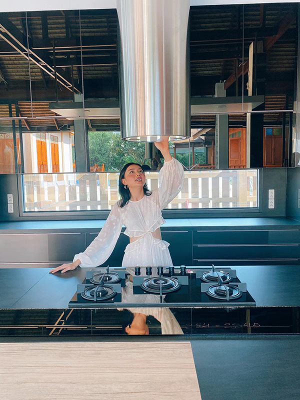 Hot girl Việt lấy đại gia Thái Lan chi 3,7 tỷ đồng thiết kế căn bếp hoành tráng - 9
