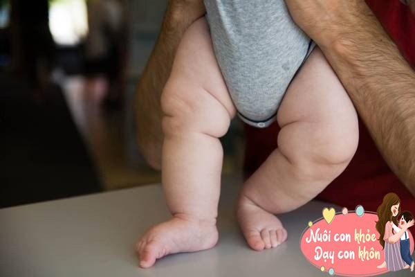 3 phản xạ của trẻ sơ sinh sẽ phải mất khi lớn, nếu cứ tiếp diễn, mẹ nên cẩn thận - 3