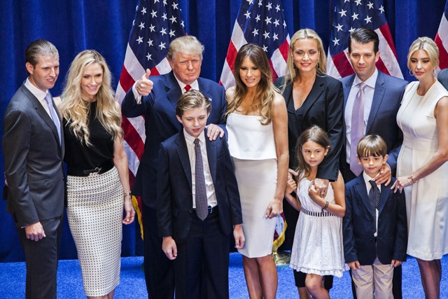 Cựu Tổng thống Mỹ Donald Trump dạy con theo cách đặc biệt: amp;#34;Đừng tin ai, kể cả bốamp;#34; - 4